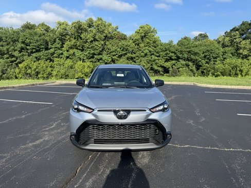 New 2025 Toyota Corolla Cross AWD Hybrid image 8