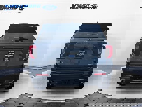 Certified 2021 Ford Explorer XLT w/ Equipment Group 202A image 4