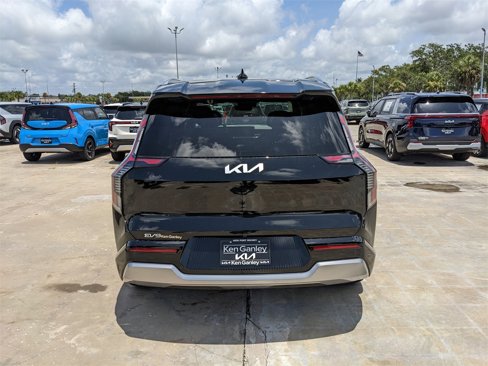New 2026 Kia EV9 Land image 7