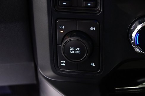 Used 2024 Ford F250 Lariat w/ Lariat Ultimate Package image 28