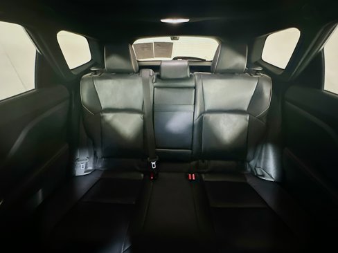 Used 2025 Toyota Crown Signia image 30