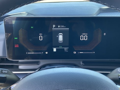 New 2026 Kia Carnival EX image 29