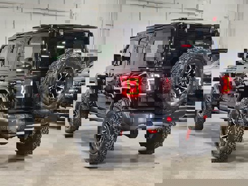 Used 2024 Jeep Wrangler Unlimited Rubicon image 11