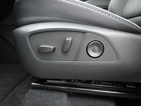 New 2026 GMC Acadia Denali image 12