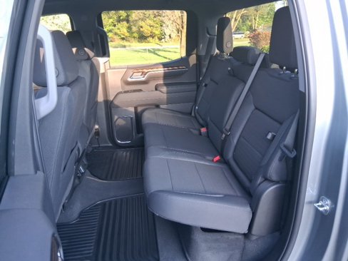 New 2026 GMC Sierra 1500 Elevation image 13