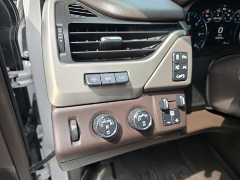Used 2019 GMC Yukon XL Denali w/ Denali Ultimate Package image 14