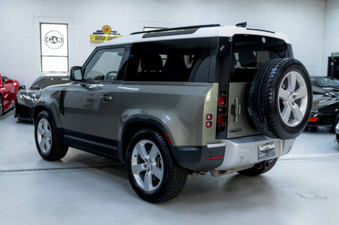 Used 2021 Land Rover Defender 90 First Edition image 8