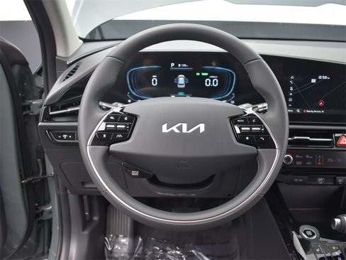 New 2025 Kia Niro EX image 31