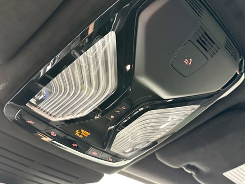 New 2026 BMW ALPINA XB7 image 19