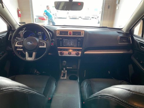 Used 2017 Subaru Outback 3.6R Limited image 8