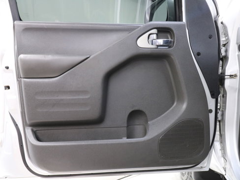 Used 2018 Nissan Frontier PRO-4X image 20