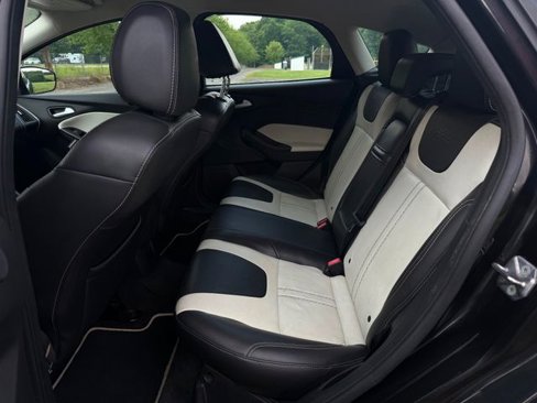 Used 2013 Ford Focus Titanium image 8