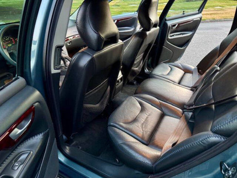 Used 2003 Volvo XC70 image 23