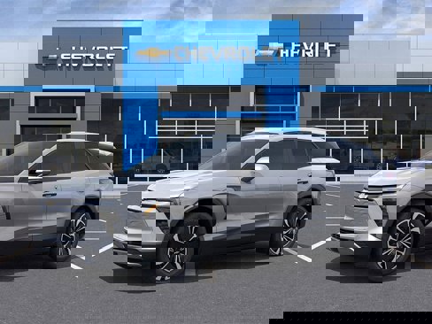 New 2026 Chevrolet Blazer EV LT image 2