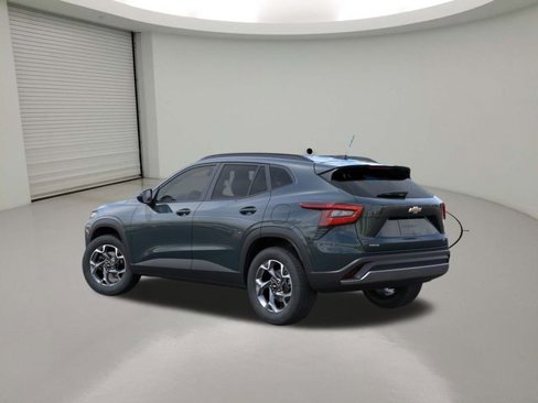 New 2025 Chevrolet Trax LT w/ Driver Confidence Package image 3