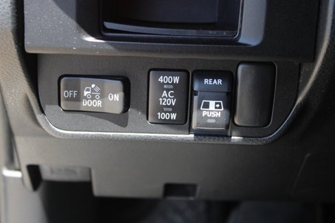 Used 2017 Toyota Tacoma TRD Off-Road image 14