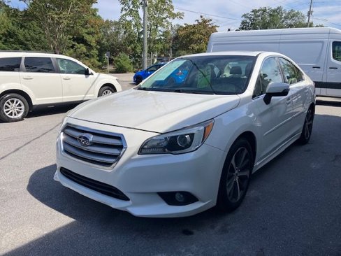 Used 2017 Subaru Legacy 2.5i Limited image 2