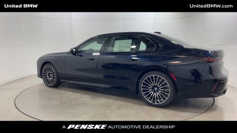 New 2026 BMW 750e xDrive w/ Executive Package image 6