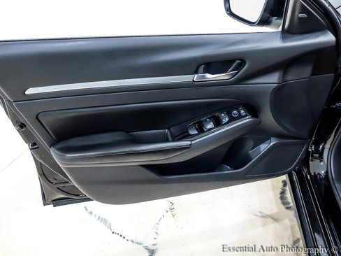 Used 2023 Nissan Altima 2.5 SV image 23