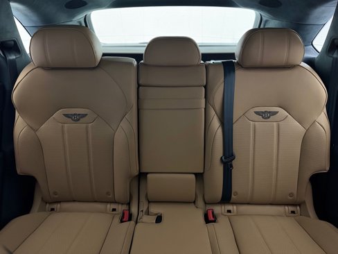 New 2024 Bentley Bentayga image 47