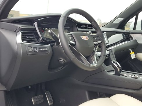 New 2025 Cadillac XT6 Sport w/ Technology Package image 10