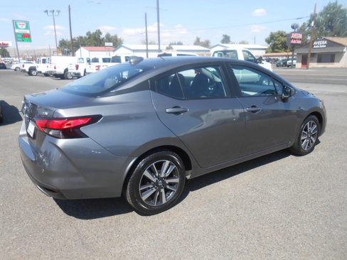 Used 2021 Nissan Versa SV image 9