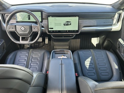 Used 2024 Rivian R1S Adventure image 26
