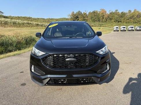 Used 2024 Ford Edge ST-Line w/ Class II Trailer Tow Package image 8