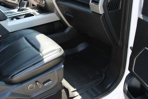 Used 2018 Ford F150 Lariat w/ Equipment Group 502A Luxury image 24