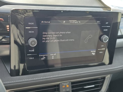 New 2025 Volkswagen Taos SE image 20