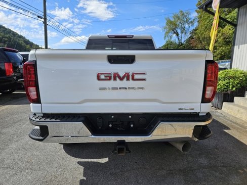 Used 2021 GMC Sierra 2500 SLE w/ SLE Value Package; image 3