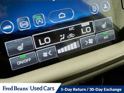 Used 2024 Subaru Outback Premium image 21