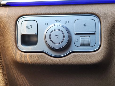 New 2026 Mercedes-Benz GLS 450 4MATIC image 22