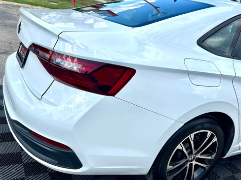 Used 2024 Volkswagen Jetta Sport image 14