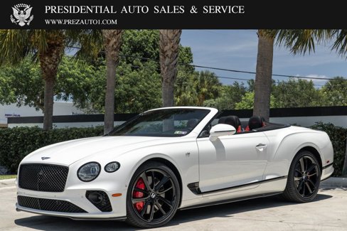 Used 2021 Bentley Continental GT image 1