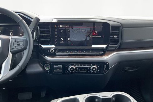 New 2026 GMC Sierra 1500 SLE w/ Preferred Package image 8