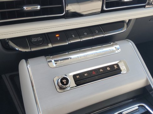 New 2025 Lincoln Aviator Reserve w/ Equipment Group 201A image 22