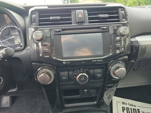 Used 2018 Toyota 4Runner TRD Off-Road Premium image 14