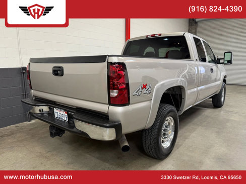 Used 2004 Chevrolet Silverado 2500 LT w/ Heavy-Duty Power Package image 7