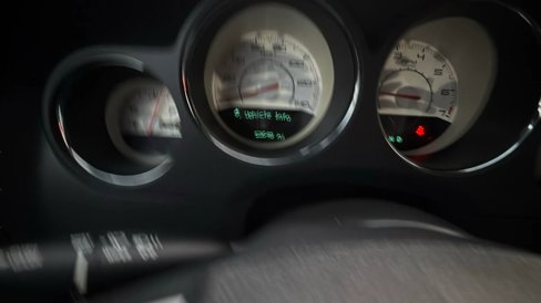 Used 2012 Dodge Challenger SXT Plus image 21