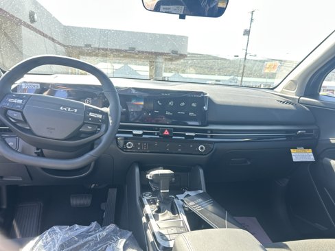 New 2026 Kia Sportage LX image 32