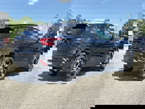 Used 2024 Chevrolet Trax RS w/ Driver Confidence Package image 5