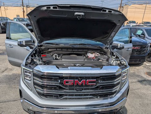 New 2026 GMC Sierra 1500 SLT w/ SLT Premium Plus Package image 11