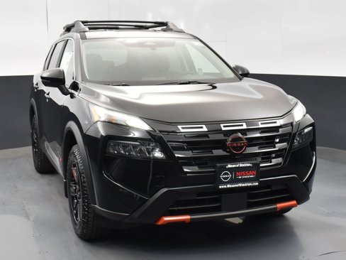 New 2026 Nissan Rogue SV w/ Rock Creek Premium Package image 2