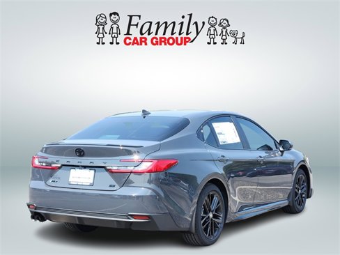 New 2026 Toyota Camry SE image 4
