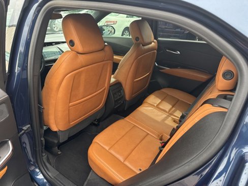 Used 2019 Cadillac XT4 Premium Luxury image 29