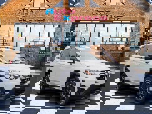 Used 2022 Subaru Crosstrek 2.0i image 1