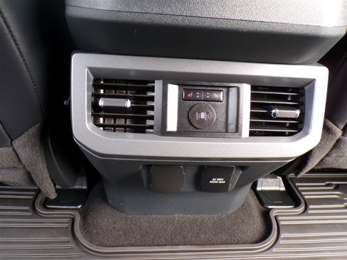 Used 2024 Ford F350 Lariat image 30