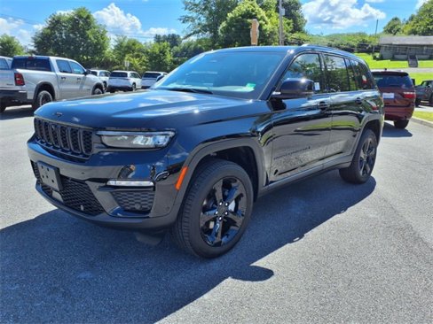 New 2025 Jeep Grand Cherokee Limited w/ Luxury Tech Group II image 8