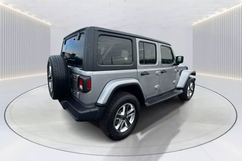 Used 2020 Jeep Wrangler Unlimited Sahara image 7